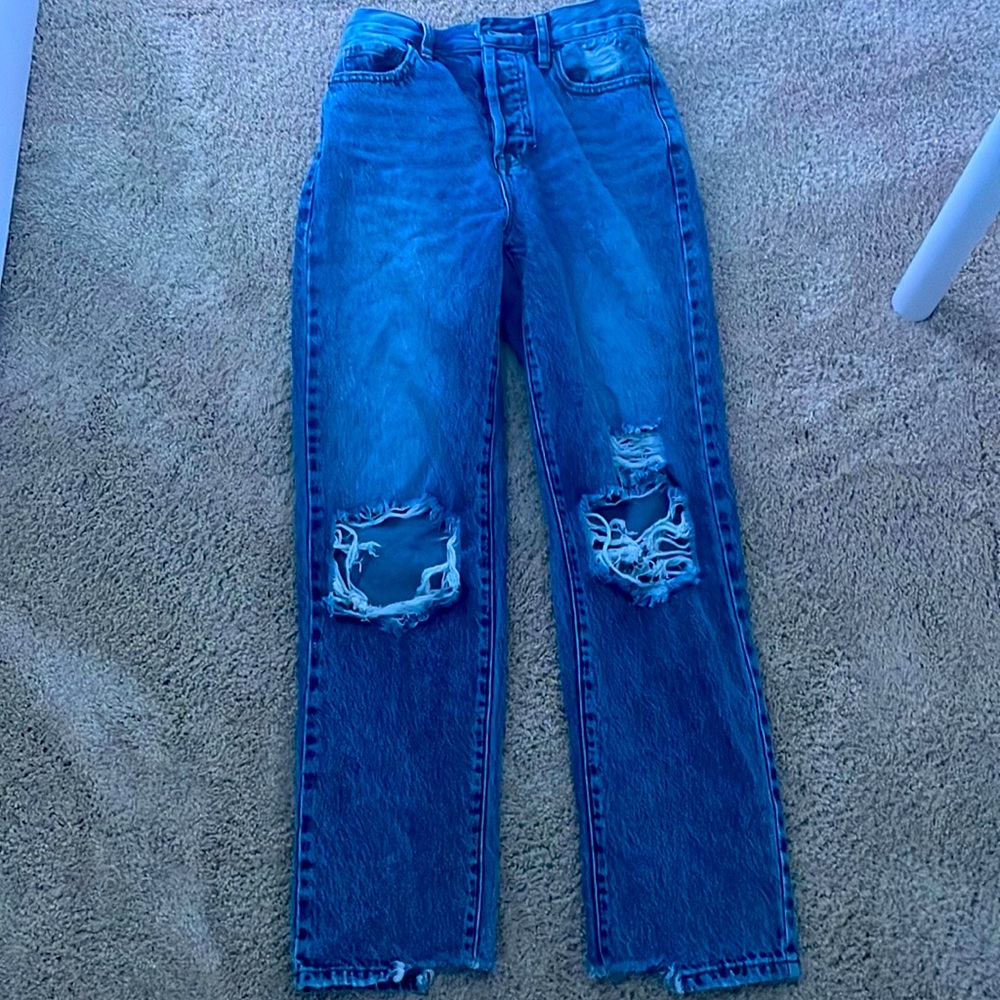 Baggy ripped formal jeans